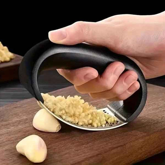 Stainless Steel Garlic Press – Heavy-Duty Manual Crusher & Mincer Tool